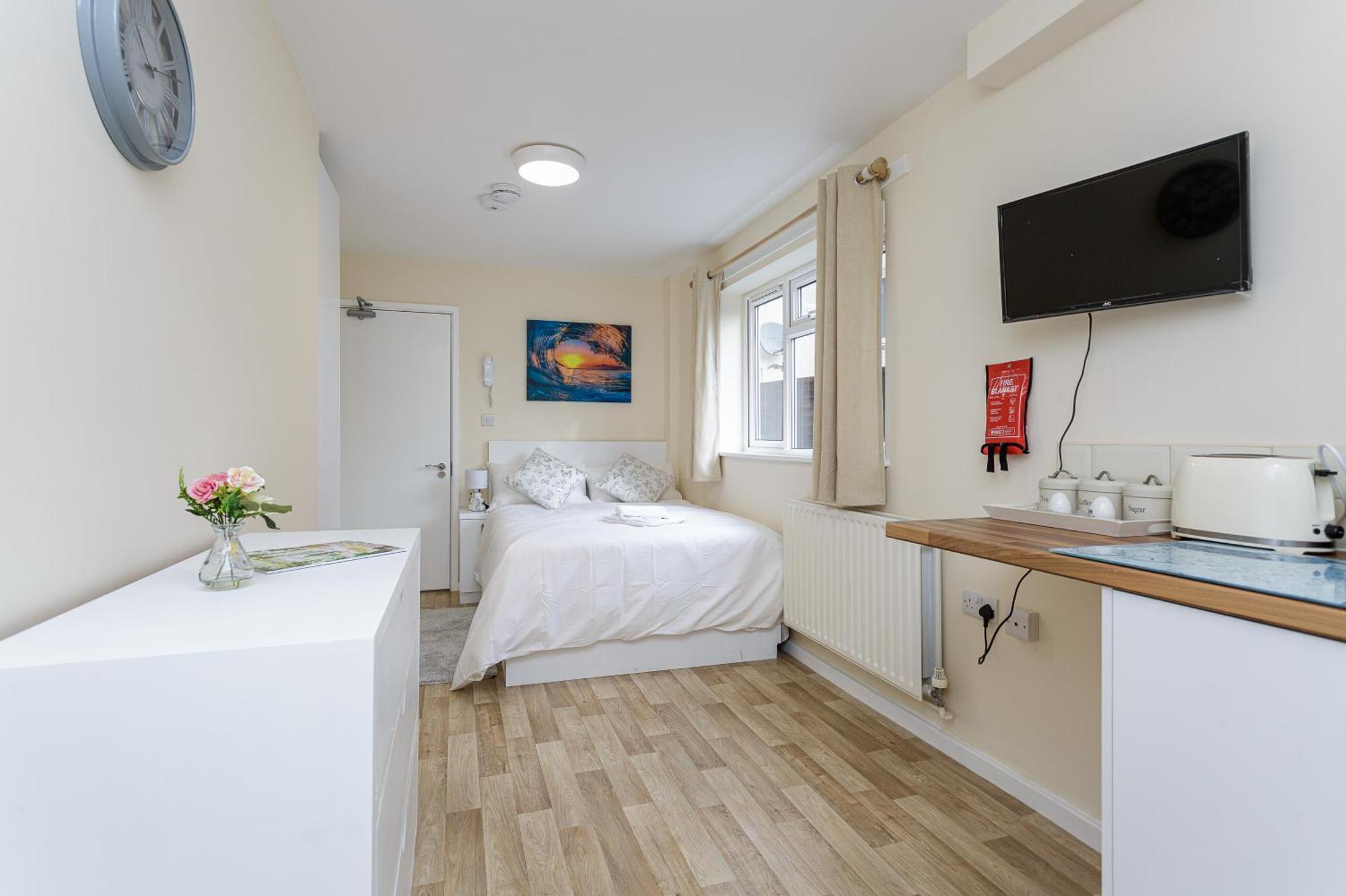 Blackberry - Stylish Self-Contained Flats In Soton City Centre 사우샘프턴 객실 사진